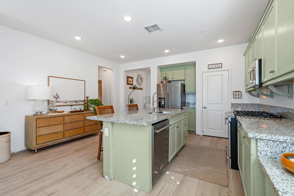 MLS #219137791DA image #8