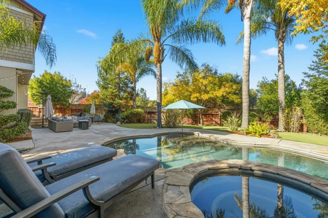 18 Sherman Court, Scotts Valley CA: https://media.crmls.org/mediaz/135b8071-36e0-4355-aae5-5f1e746b18b8.jpg