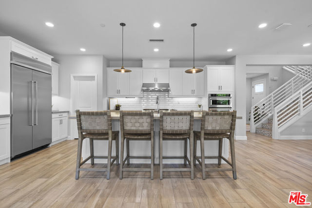 6 Alimon Street, Rancho Mission Viejo CA: https://media.crmls.org/mediaz/135baf4b-265c-4c2f-9db1-a48e42f52f1a.jpg