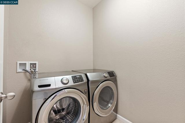 2436 Sienna Drive, Pittsburg CA: https://media.crmls.org/mediaz/135c09a7-2c8a-400b-907f-46467aba5a42.jpg