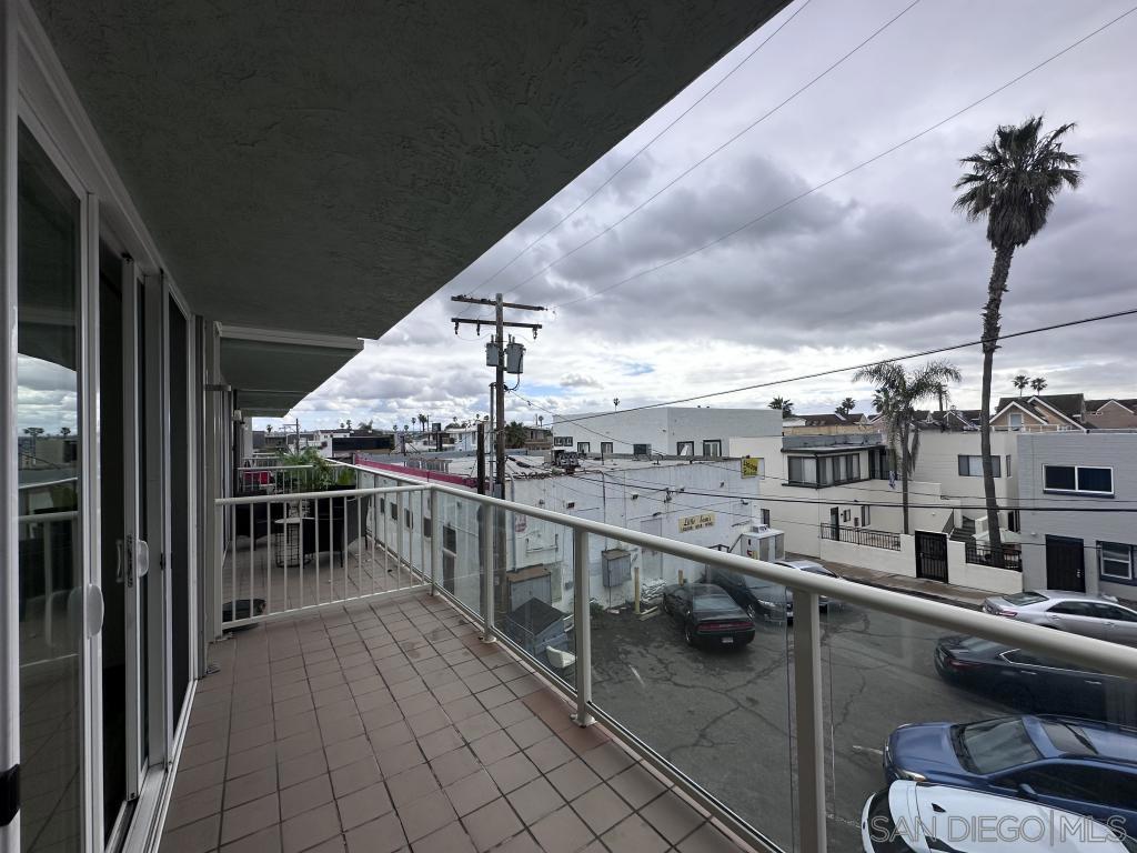 725 Redondo Ct - photo 10