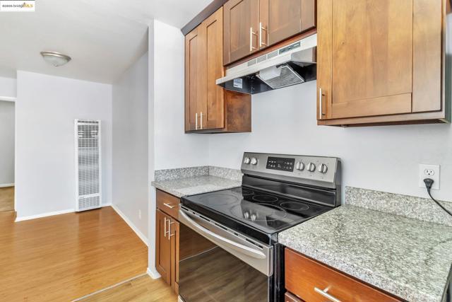 1626 Dwight Way, Berkeley CA: https://media.crmls.org/mediaz/135d4c16-e114-4626-9978-4d0ca357743b.jpg