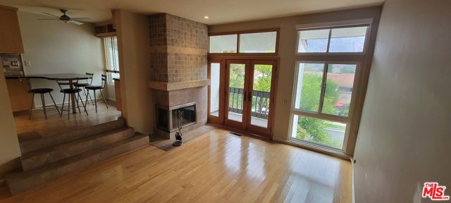 17087 Palisades Circle, Pacific Palisades CA: https://media.crmls.org/mediaz/135f4d6f-480e-447e-830a-809dd1fd7757.jpg