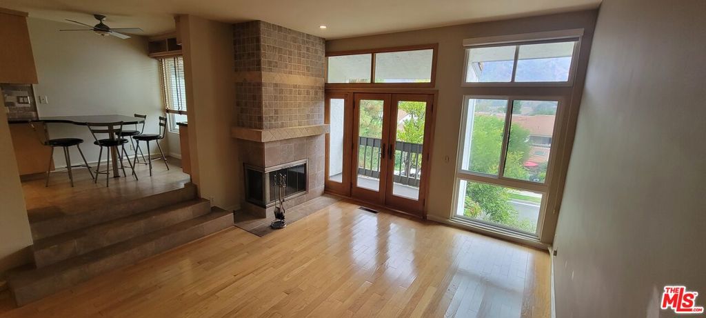 17087 Palisades Circle
