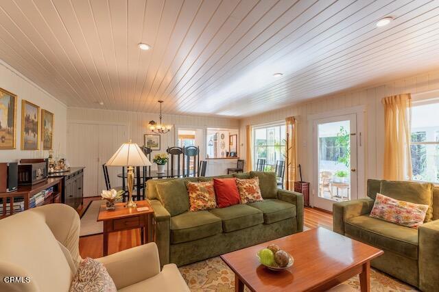 Detail Gallery Image 6 of 25 For 44561 Gordon Ln, Mendocino,  CA 95460 - 3 Beds | 2 Baths