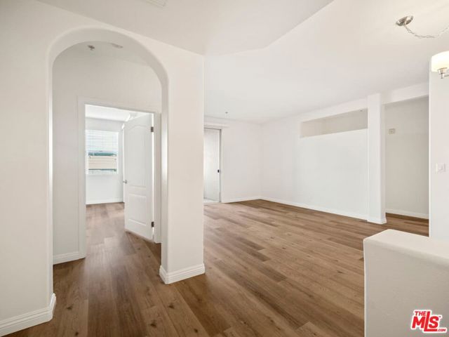 1625 Butler Avenue, Los Angeles CA: https://media.crmls.org/mediaz/136078b9-ee4b-4de8-825a-24d06c81c818.jpg