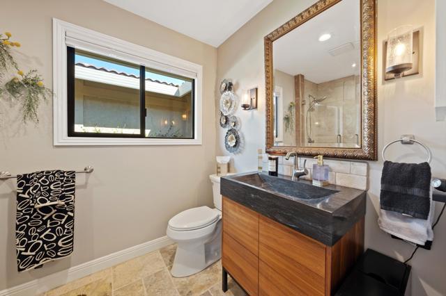 141 Camino Arroyo N, Palm Desert CA: https://media.crmls.org/mediaz/1360dd79-622b-405a-a16d-8f02f6329ee4.jpg