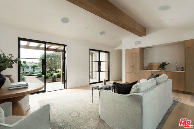 4200 Marina Drive, Santa Barbara CA: https://media.crmls.org/mediaz/13616bea-4c74-4f95-a57f-a0a5d2f5c91e.jpg