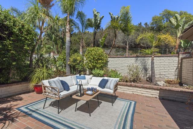 2839 Lakemont Drive, Fallbrook CA: https://media.crmls.org/mediaz/136384a6-1410-4f18-8045-5bb35d82f156.jpg