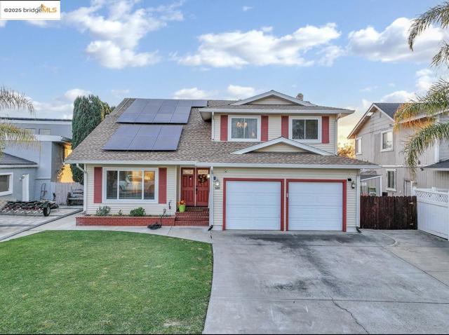 4930 Discovery Pt, Discovery Bay CA: https://media.crmls.org/mediaz/1363efb0-047c-4c1d-b4dd-d1926aa4a6d9.jpg