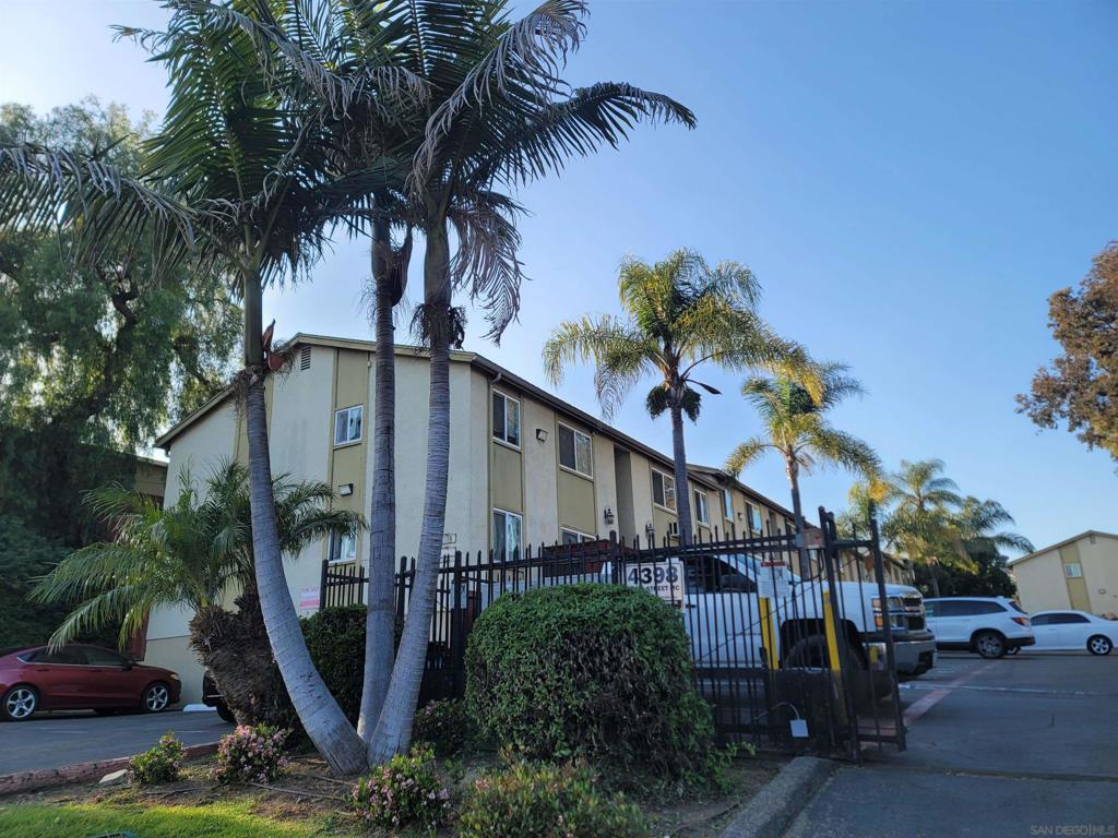 4398 Delta Street #8