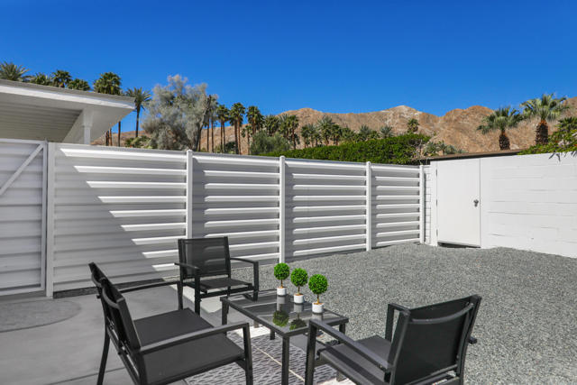 71350 Halgar Road, Rancho Mirage CA: https://media.crmls.org/mediaz/1366821b-794f-42dd-8043-7373a3d7f7c2.jpg