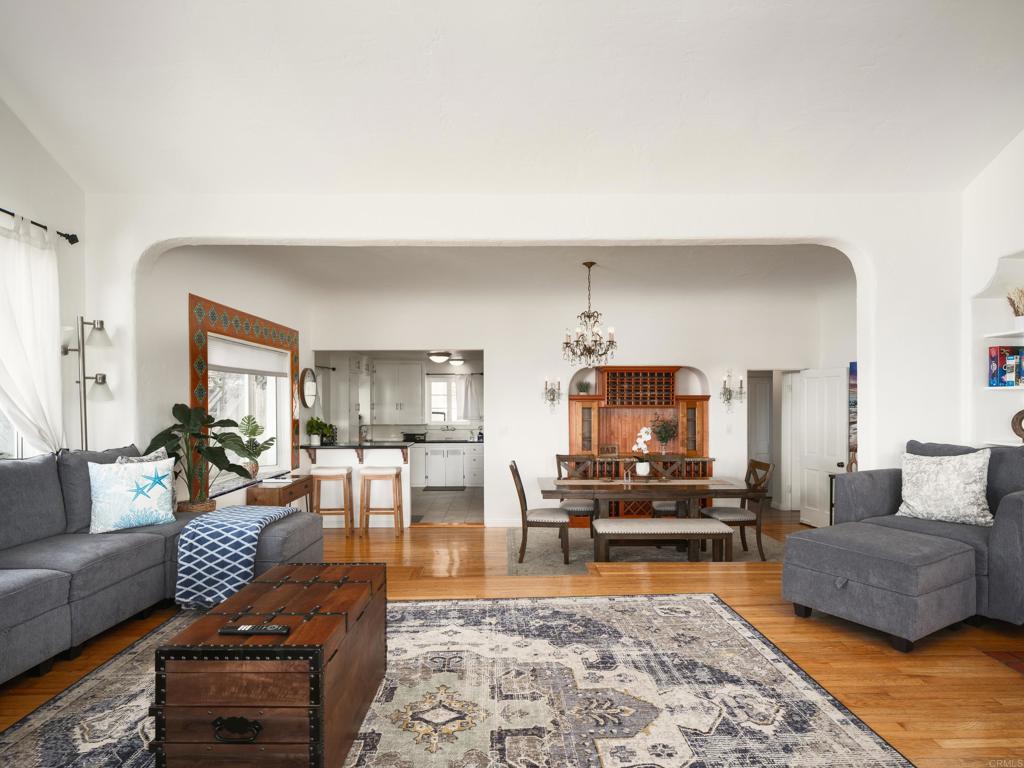 1303 Cave Street - photo 8