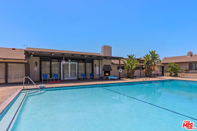 999 East Valley Boulevard, 140