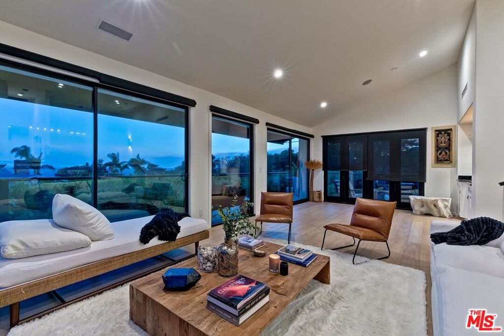 MLS #26985233 image #37