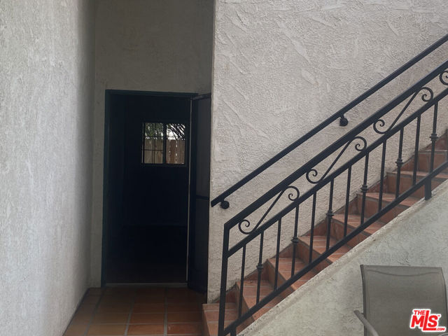 Image 28 of 31 For 6648 Gaviota Avenue