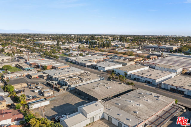 Image 7 of 37 For 3265 59th Street