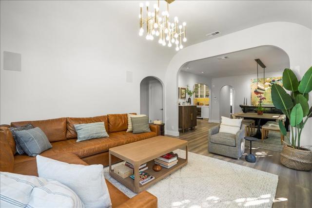 16760 Magneson Loop, Los Gatos CA: https://media.crmls.org/mediaz/136b9c76-7160-4504-8e02-ef75773ec747.jpg