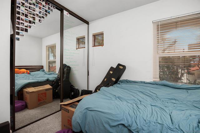 9342 Twin Trails Drive, San Diego CA: https://media.crmls.org/mediaz/136d0316-5569-410b-814b-e38527970374.jpg