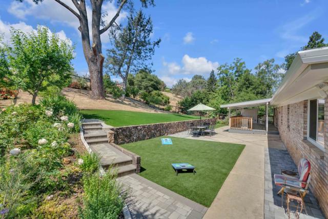 17035 Copper Hill Drive, Morgan Hill CA: https://media.crmls.org/mediaz/136d371f-d5f0-4fc9-a6d6-5b168e9eea14.jpg