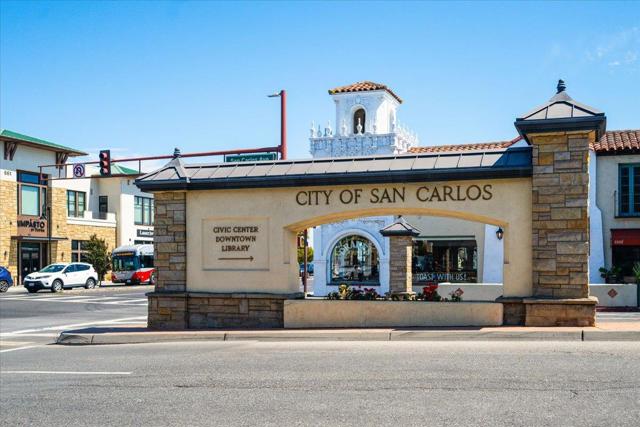 1019 Riverton Drive, San Carlos CA: https://media.crmls.org/mediaz/136d7a59-84e3-4272-9e98-1797b923ec1d.jpg