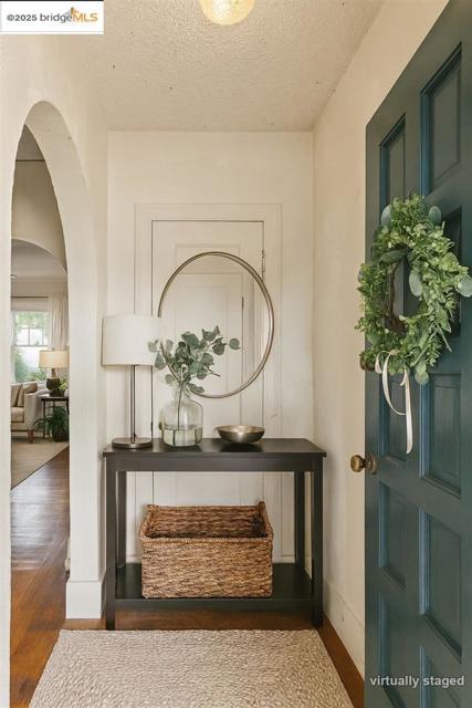 2201 Spaulding Ave, Berkeley CA: https://media.crmls.org/mediaz/136d9954-33fe-4449-9dc7-ef6f76670061.jpg