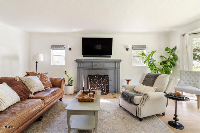 Detail Gallery Image 5 of 28 For 464 Westgate St, Pasadena,  CA 91103 - 2 Beds | 1 Baths