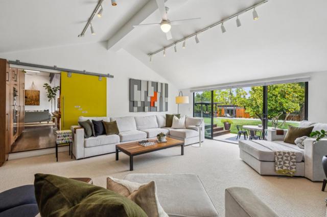15548 Kavin Lane, Monte Sereno CA: https://media.crmls.org/mediaz/136eeb8b-fe14-41d2-bcf1-4d59943fd5e2.jpg