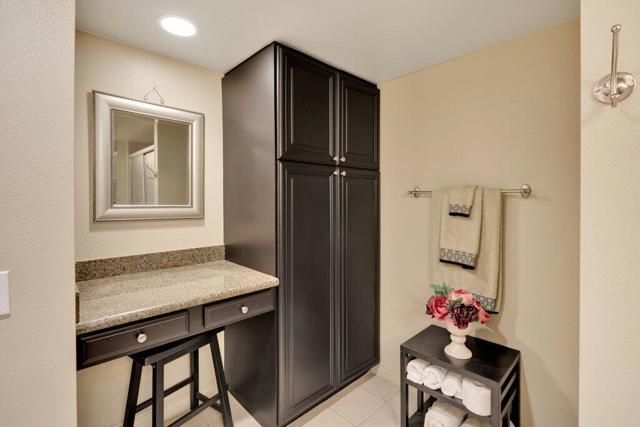 Image 13 of 33 For 77791 Woodhaven Drive