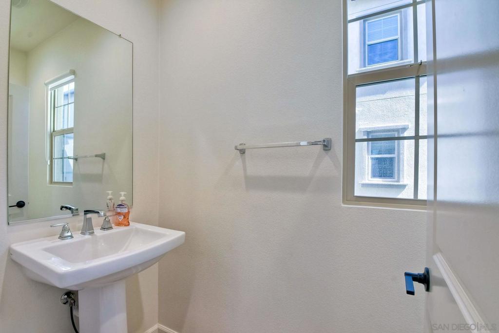 912 Slate St - photo 10