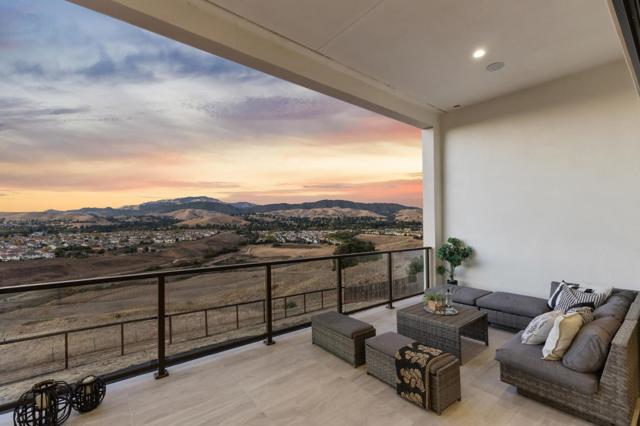 6246 Massara Street, Danville CA: https://media.crmls.org/mediaz/13719ccf-f0e9-4bda-b40a-2c99c9dec428.jpg