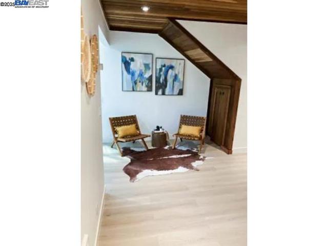 21401 Santa Clara Ave, Monte Rio CA: https://media.crmls.org/mediaz/1371c76d-5493-42a8-85d0-4c0e08542eed.jpg