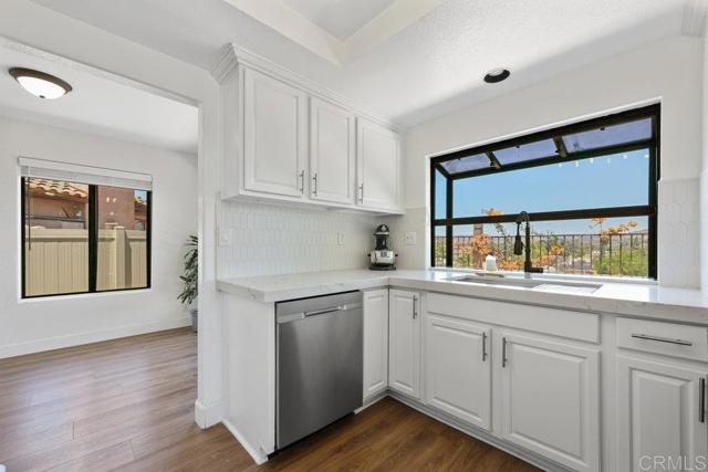8627 Paseo Del Sol, Santee CA: https://media.crmls.org/mediaz/13732abb-b20e-4a24-a3ba-a5df0f5bf487.jpg