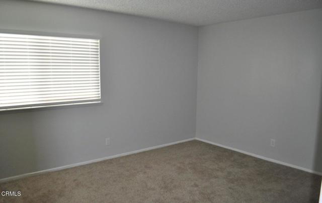 3305 Hilltop Drive, Ventura CA: https://media.crmls.org/mediaz/1373c9ca-136d-4ae0-a3ba-a566cce29ad0.jpg