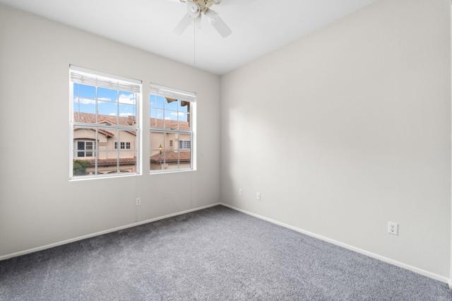 Image 30 of 40 For 970 Somerset Court F