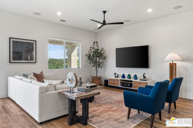 50660 Havasu Falls Drive, Indio CA: https://media.crmls.org/mediaz/1374421e-15ff-42d0-9568-611d2f19e9a2.jpg