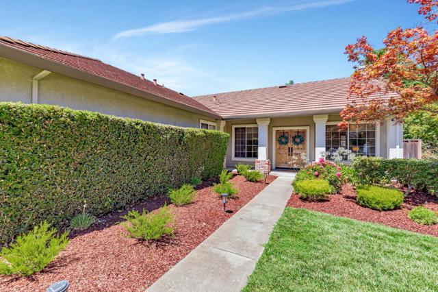 15202 Monticello Way, Morgan Hill CA: https://media.crmls.org/mediaz/13744224-f2dc-43d1-bc1a-84f2ceaa3150.jpg