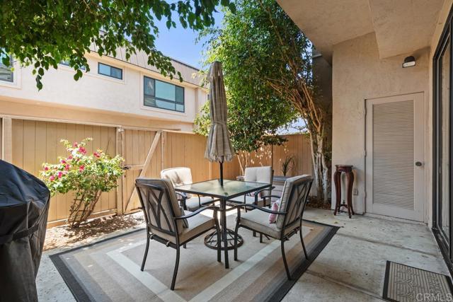 Detail Gallery Image 16 of 60 For 757 Ocean Surf Dr, Solana Beach,  CA 92075 - 3 Beds | 2/1 Baths