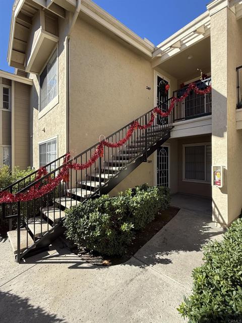 Detail Gallery Image 4 of 27 For 3565 Grove St #149,  Lemon Grove,  CA 91945 - 2 Beds | 2 Baths