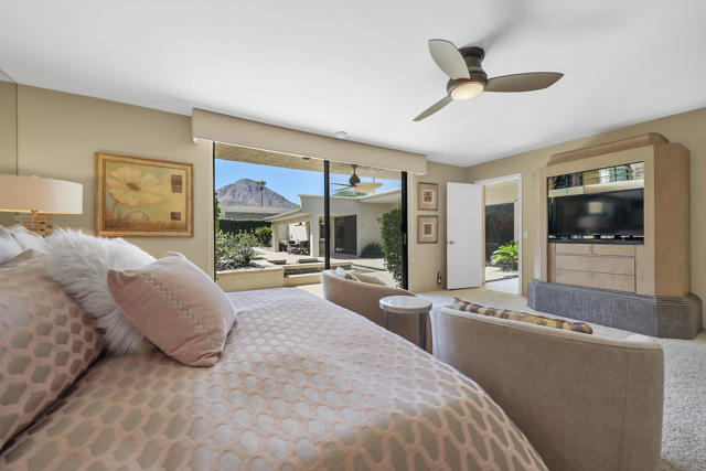 45550 Navajo Road, Indian Wells CA: https://media.crmls.org/mediaz/1375c65d-7976-4ac0-a5a3-290af86cc080.jpg