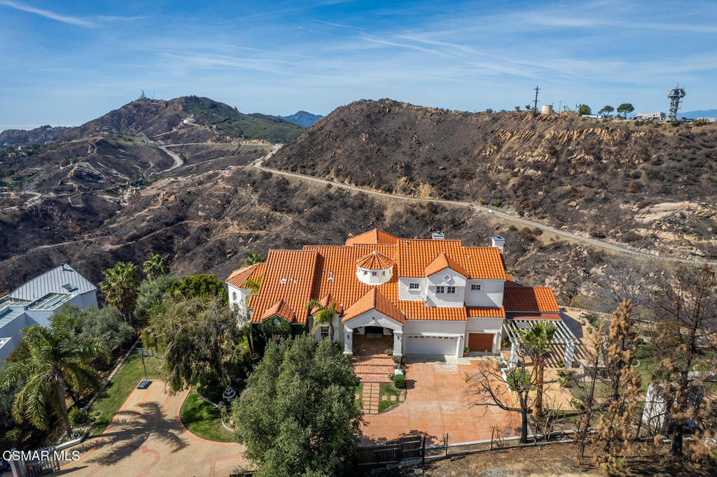 MLS #225000933 img 42