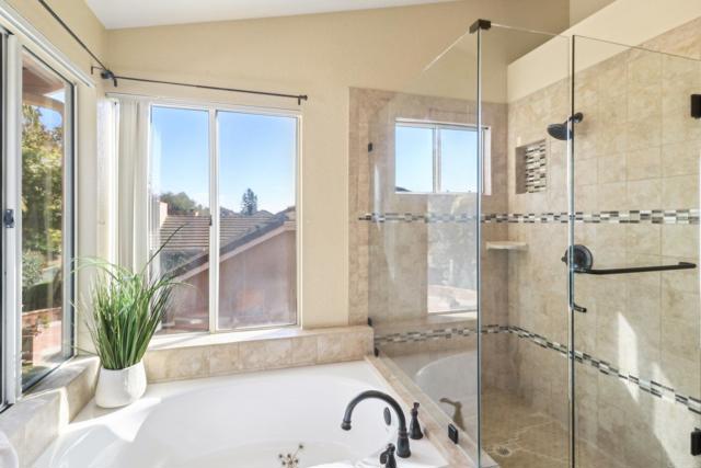 Detail Gallery Image 32 of 54 For 322 Moonstone Bay Dr, Oceanside,  CA 92057 - 4 Beds | 2/1 Baths