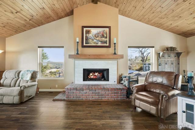 16690 Iron Springs Rd, Julian CA: https://media.crmls.org/mediaz/137703ef-3f57-4849-ad9a-96a8bb80080f.jpg
