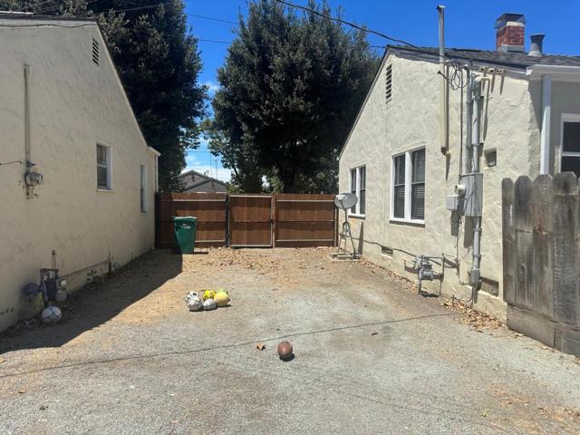 0 Ellis St, King City CA: https://media.crmls.org/mediaz/13781d6f-08db-4cfa-8882-de4564d9a821.jpg