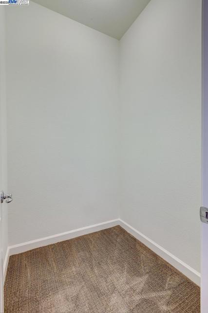 1440 Riva Trigoso Dr, Manteca CA: https://media.crmls.org/mediaz/1379ad5c-98ef-470c-bdd1-3cda732f7f77.jpg