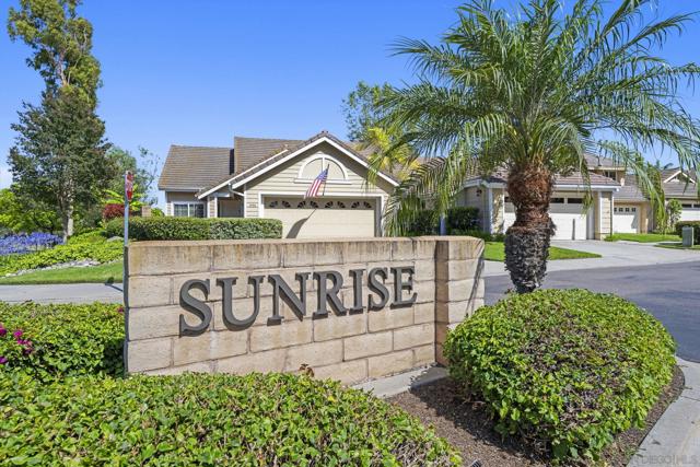 1894 Spyglass Cir, Vista CA: https://media.crmls.org/mediaz/1379e86d-8b76-4bc1-8884-f122b3a98f7f.jpg