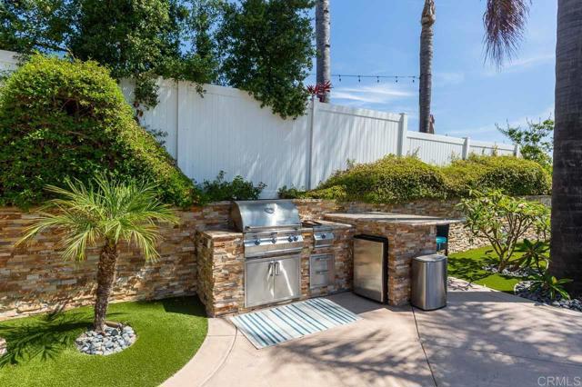 10667 Viacha Dr, Tierrasanta CA: https://media.crmls.org/mediaz/1379e8ad-8303-4df7-8ac6-9415f2ba82e3.jpg