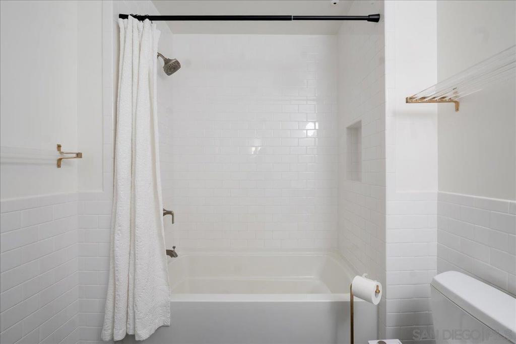 889 Date St. - photo 13