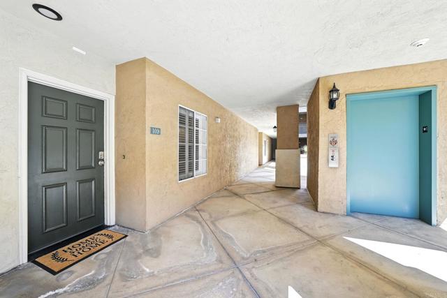 Detail Gallery Image 4 of 56 For 1950 Camino De La Reina #1109,  San Diego,  CA 92108 - 2 Beds | 2 Baths