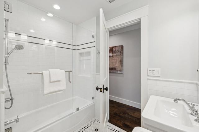 Image 27 of 49 For 1030 Deanna Drive